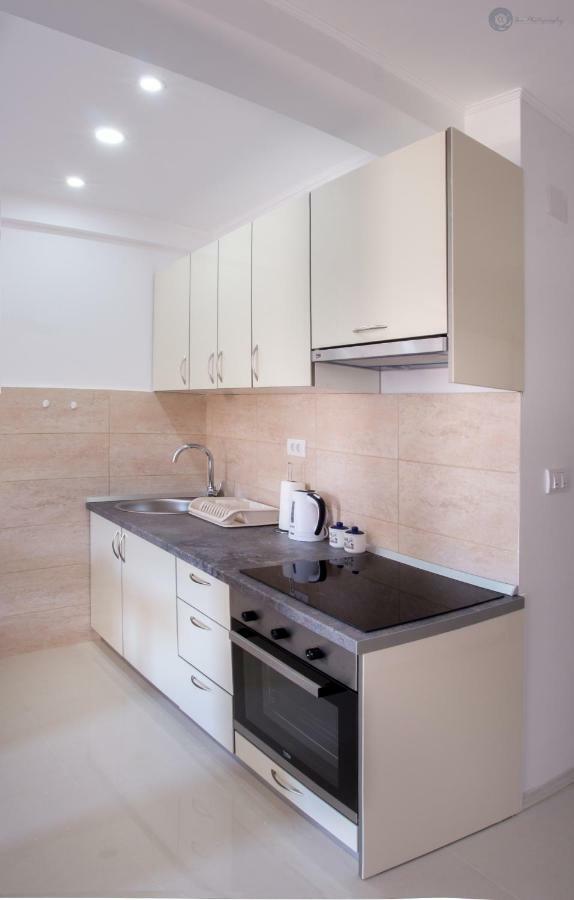 Apartmani Kankaras - Sea View Tivat Dış mekan fotoğraf
