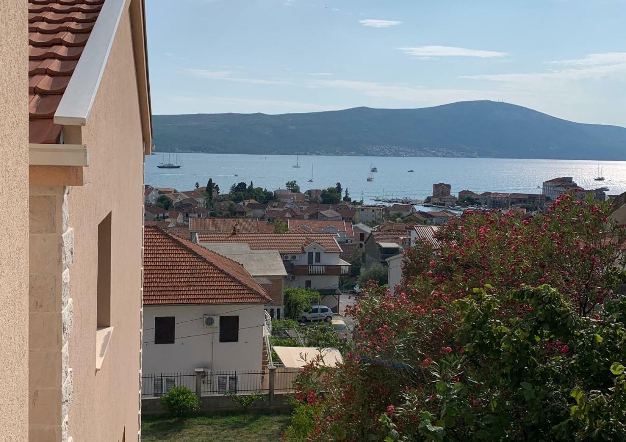 Apartmani Kankaras - Sea View Tivat Dış mekan fotoğraf