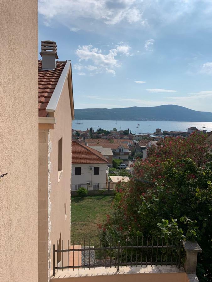 Apartmani Kankaras - Sea View Tivat Dış mekan fotoğraf